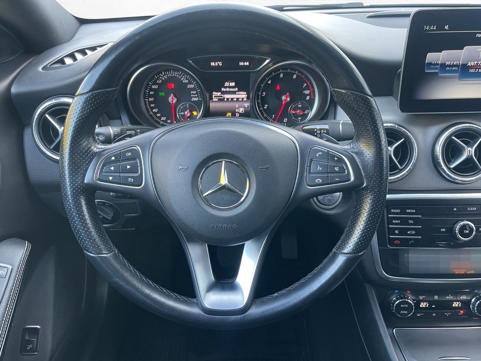 Mercedes-Benz CLA 200 Shooting Brake DCT**AHK**KAMERA**NAVI** foto 10