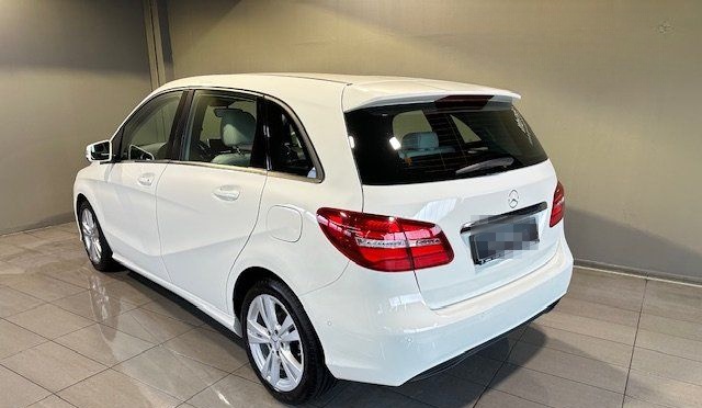 Mercedes-Benz B 180 7G-DCT  Sound/CD/SHZ/Garmin/AHK/Tempo/LED foto 2