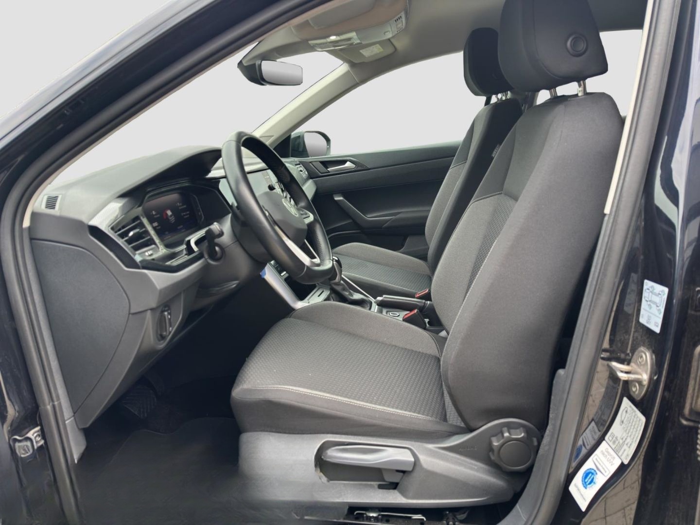 Volkswagen Taigo 1.0 TSI DSG Life AHK ACC LED NAVI SHZ foto 13