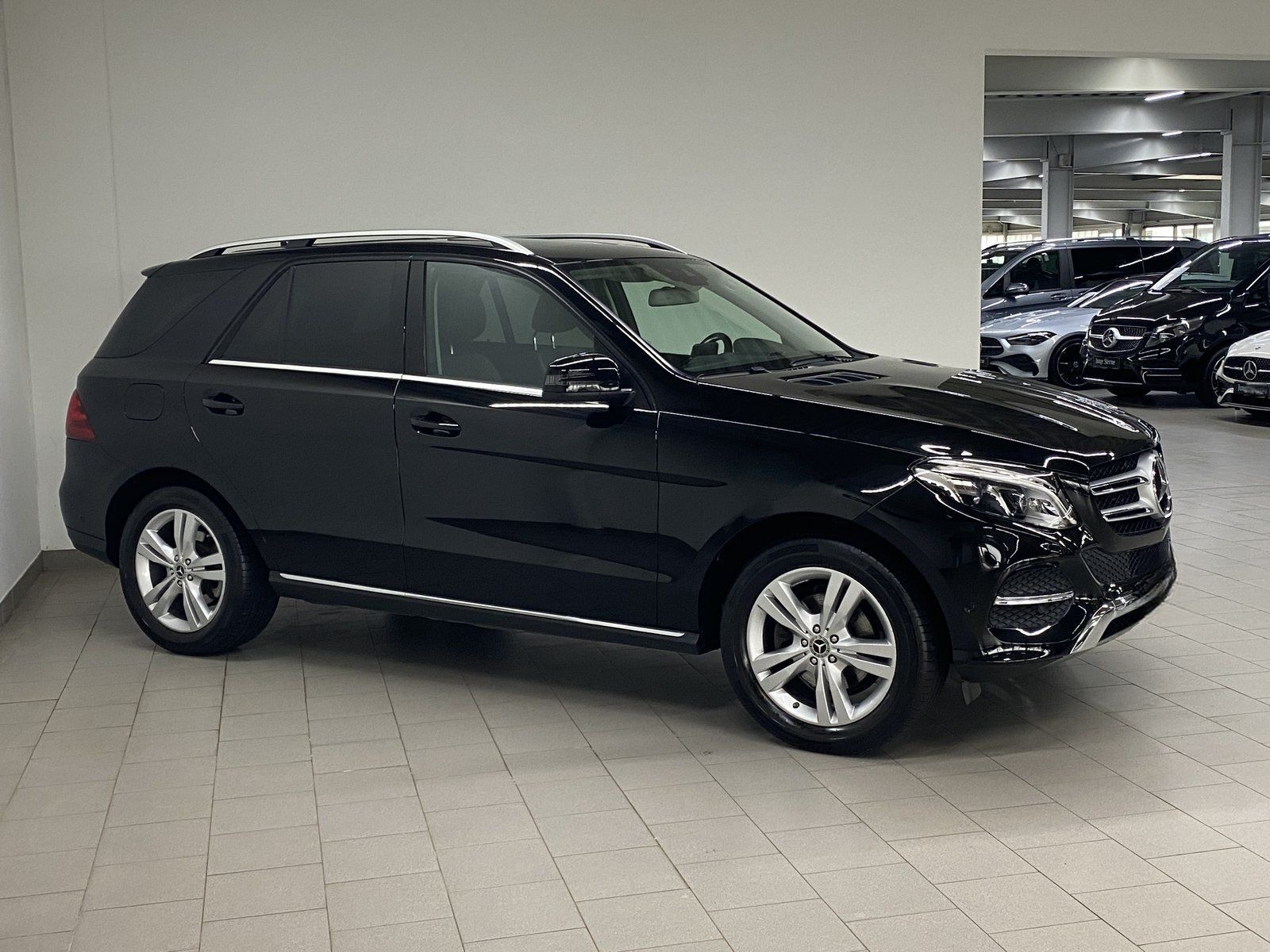 Mercedes-Benz GLE 350 d 4M AMG INT+AHK+AIR+SHD+MEMO+360°+COMAN foto 4