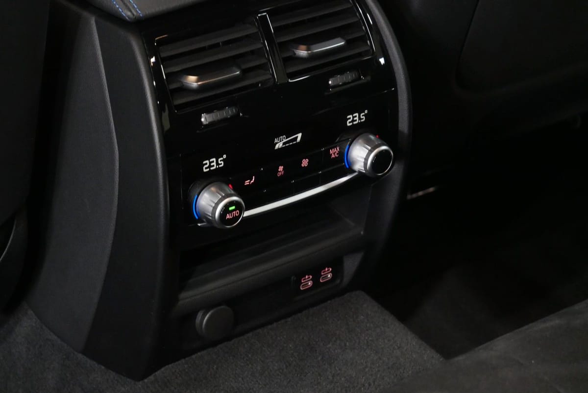 BMW 520i Limousine M Sport KAMERA DAB HIFI LED ACC foto 16