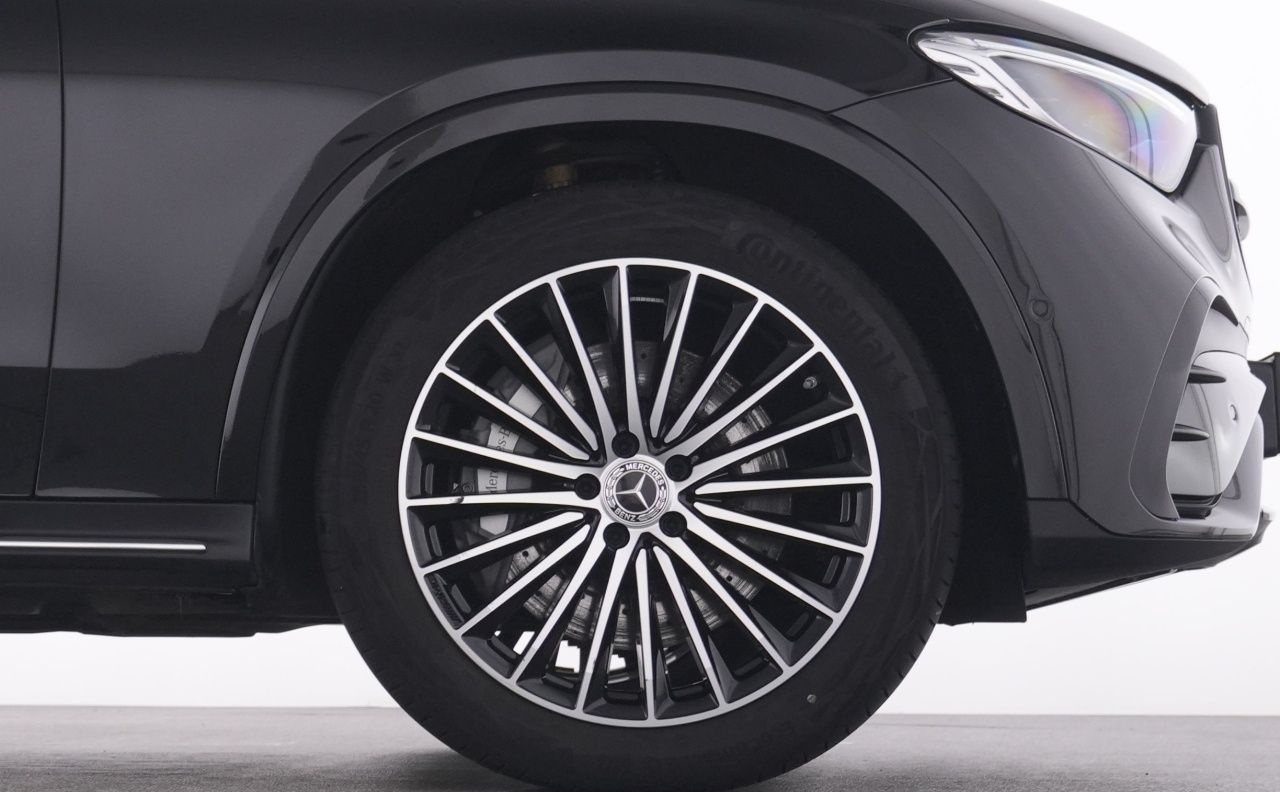 Mercedes-Benz GLC 300 d 4M AMG+MBUX+LED-HP+AHK+Night+Memory+20 foto 22