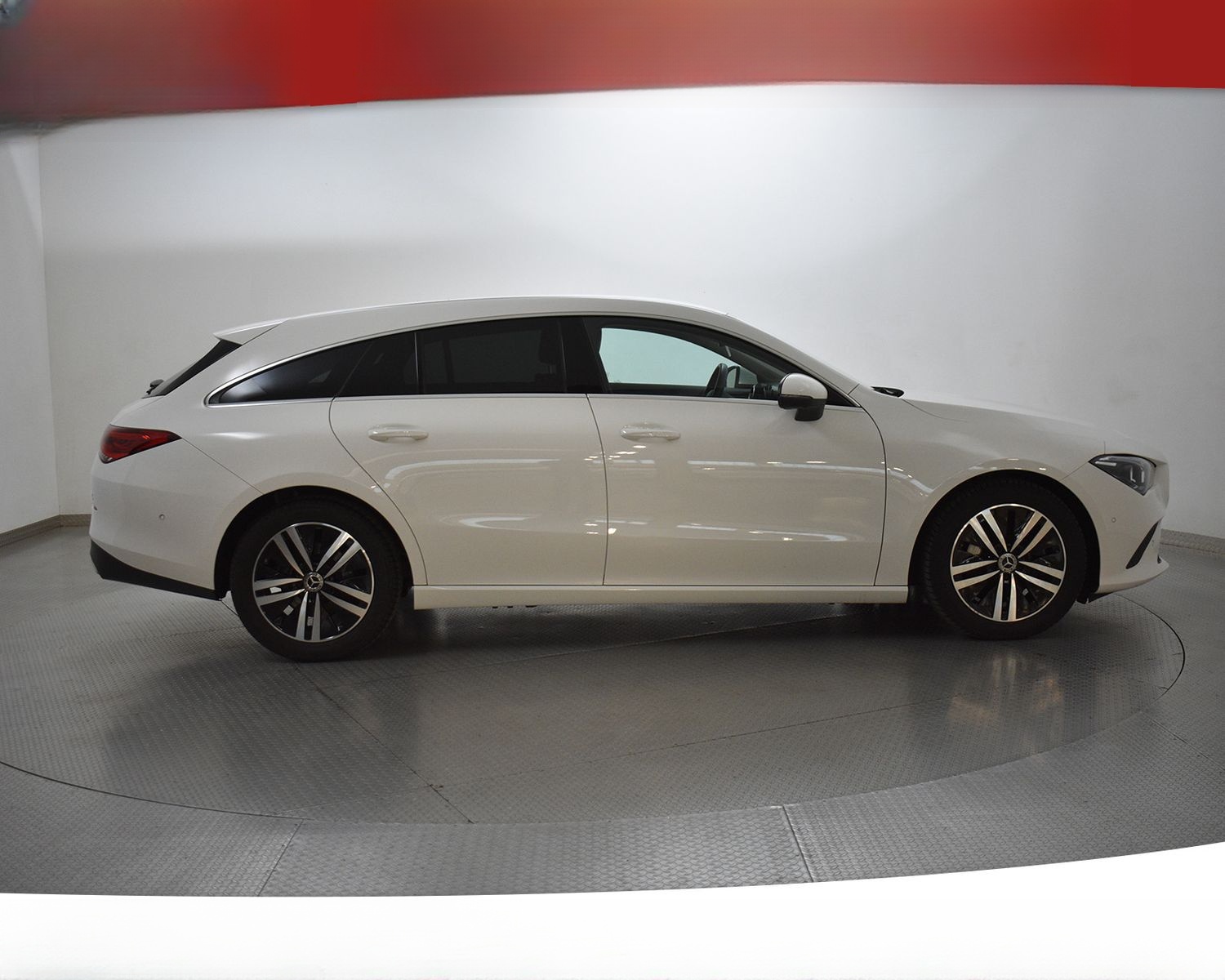 Mercedes-Benz CLA200d SB 8G Progres WIDES+NAVI+360+LED+SHZ+TEM foto 2