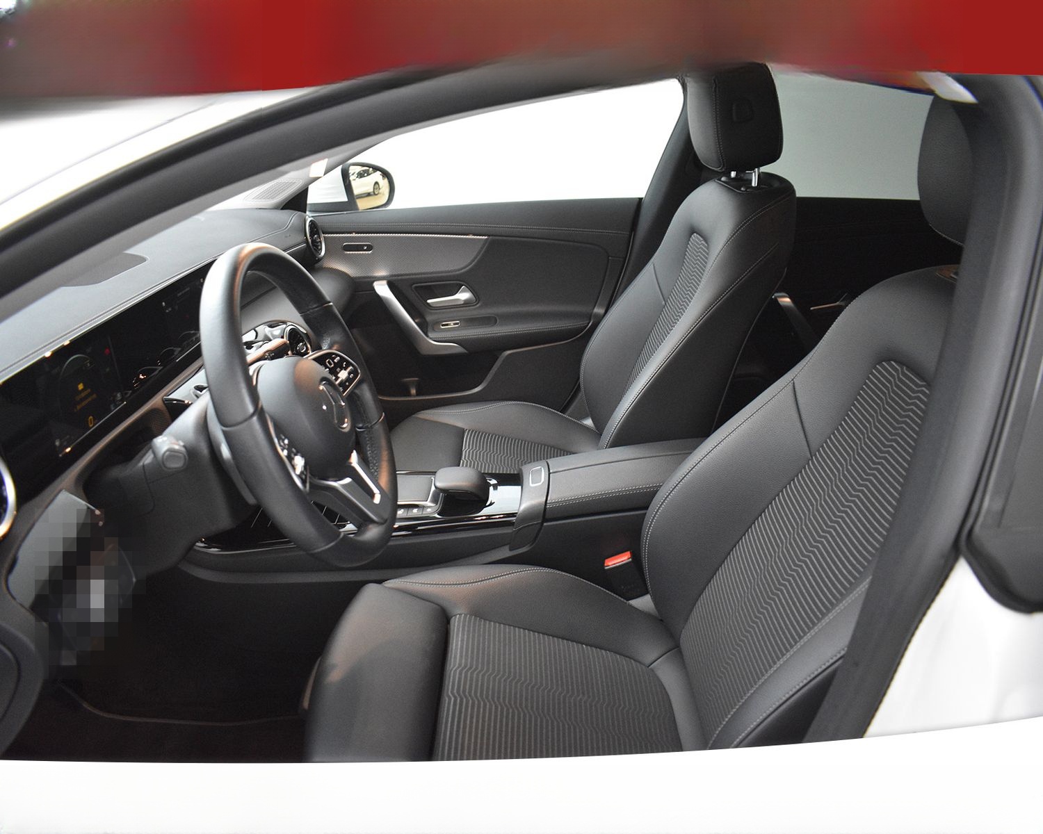 Mercedes-Benz CLA200d SB 8G Progres WIDES+NAVI+360+LED+SHZ+TEM foto 14