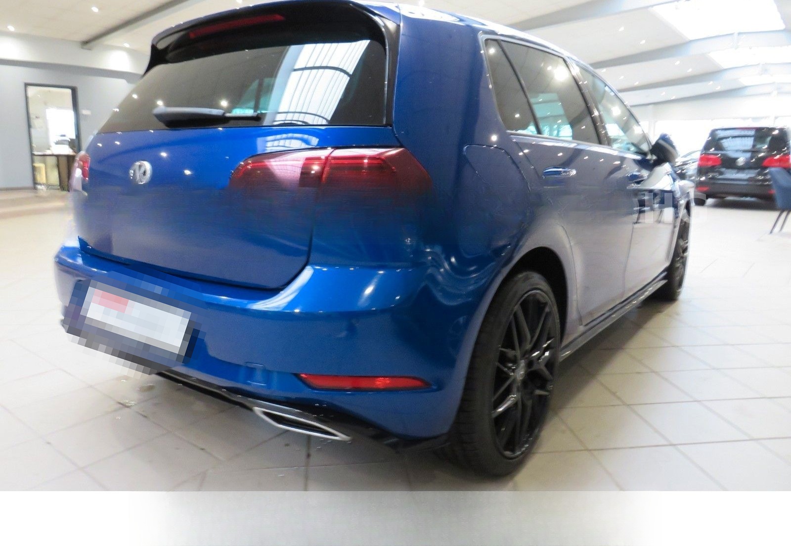 Volkswagen Golf VII Lim.*R-Line*LED*AHK*Navi*ACC*Fernl*LM18 foto 4