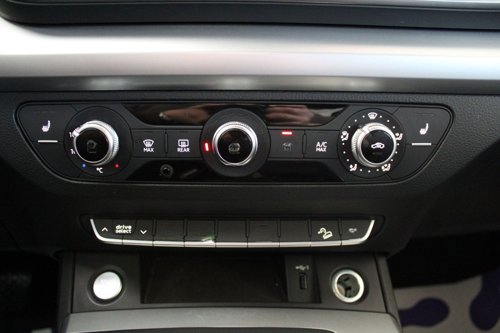 Audi Q5 40 TDI quattro S line sport edition one foto 17