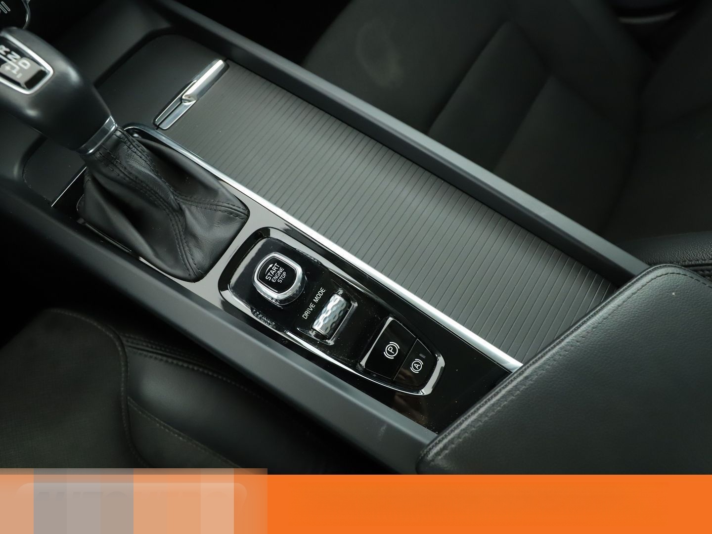 Volvo 2.0 D4 Momentum Pro Aut.*LED*TEMP*360CAM*PDC*ALU foto 25