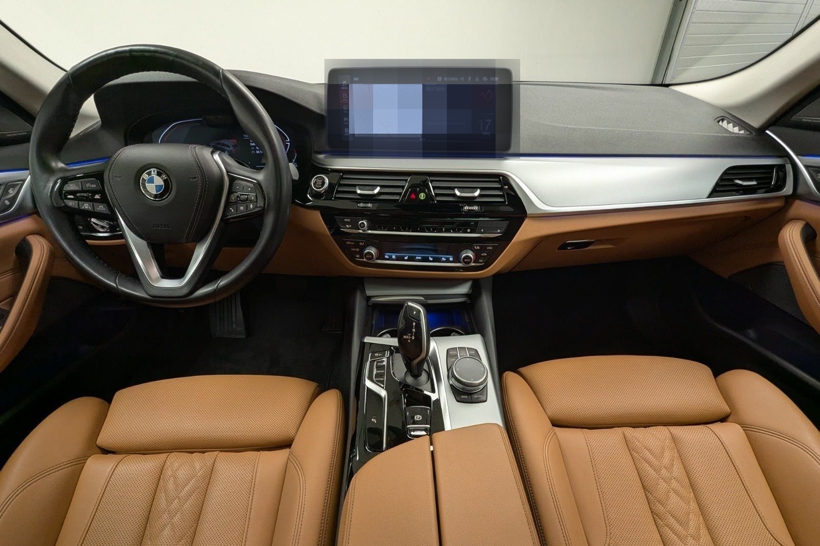 BMW 520d Touring Laser Pano AHK HuD DA Prof H/K PA foto 7