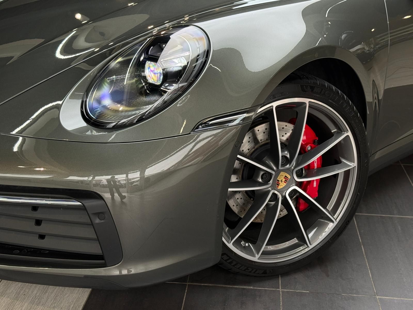 Porsche 911 Carrera S Cabriolet*Sport-Chrono*InnoDrive* foto 2