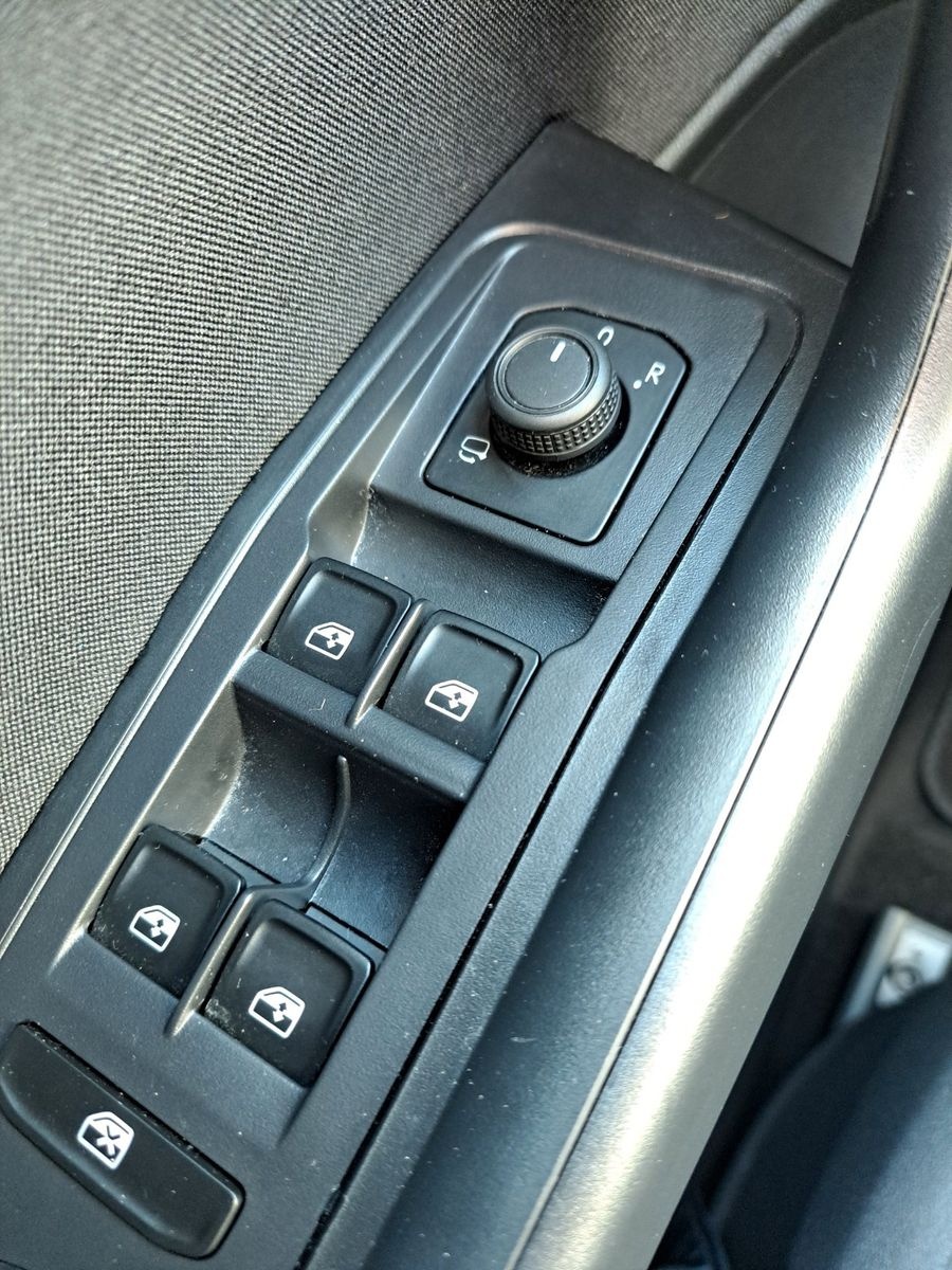 Volkswagen T-Roc 1.0 TSI Life Navi-LED-DC-Winter foto 11