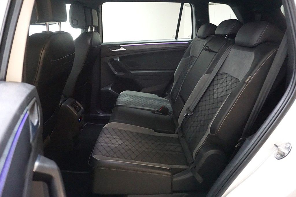 Volkswagen Tiguan Allspace 2.0TDI DSG R-Line 4M 7-Sitze AHK foto 15