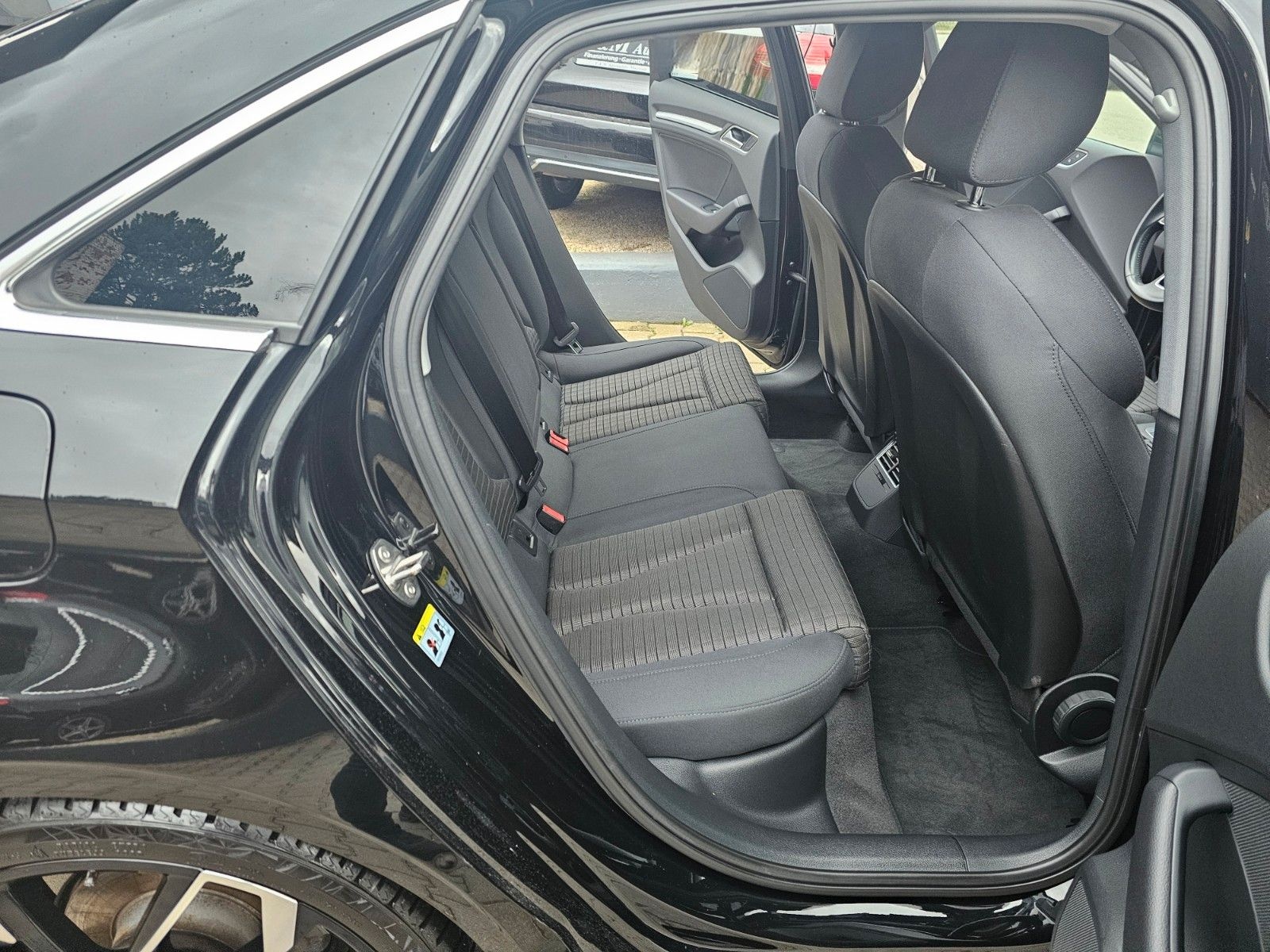 Audi A3 Limousine 35 TFSI Sport Autom.*2xS-LINE*NAVI* foto 16