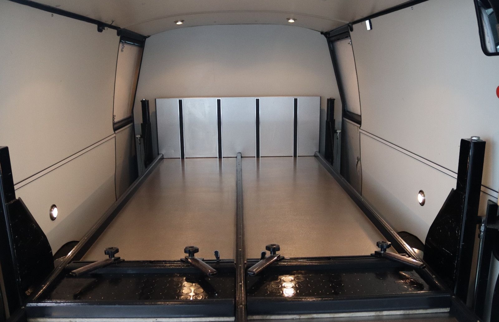 Volkswagen T5 4Motion 4Sarg Bestattungswagen / Leichenwagen foto 27