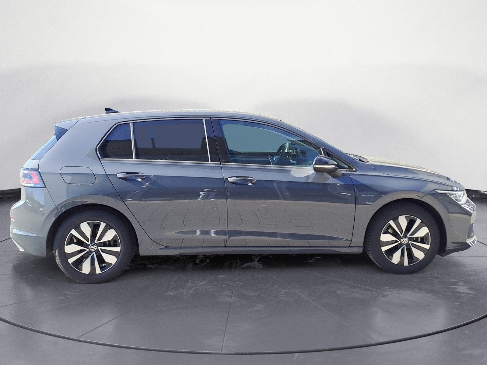 Volkswagen Golf 1.5 eTSI DSG IQ.Light Matrix AHK Sportfahrw foto 6