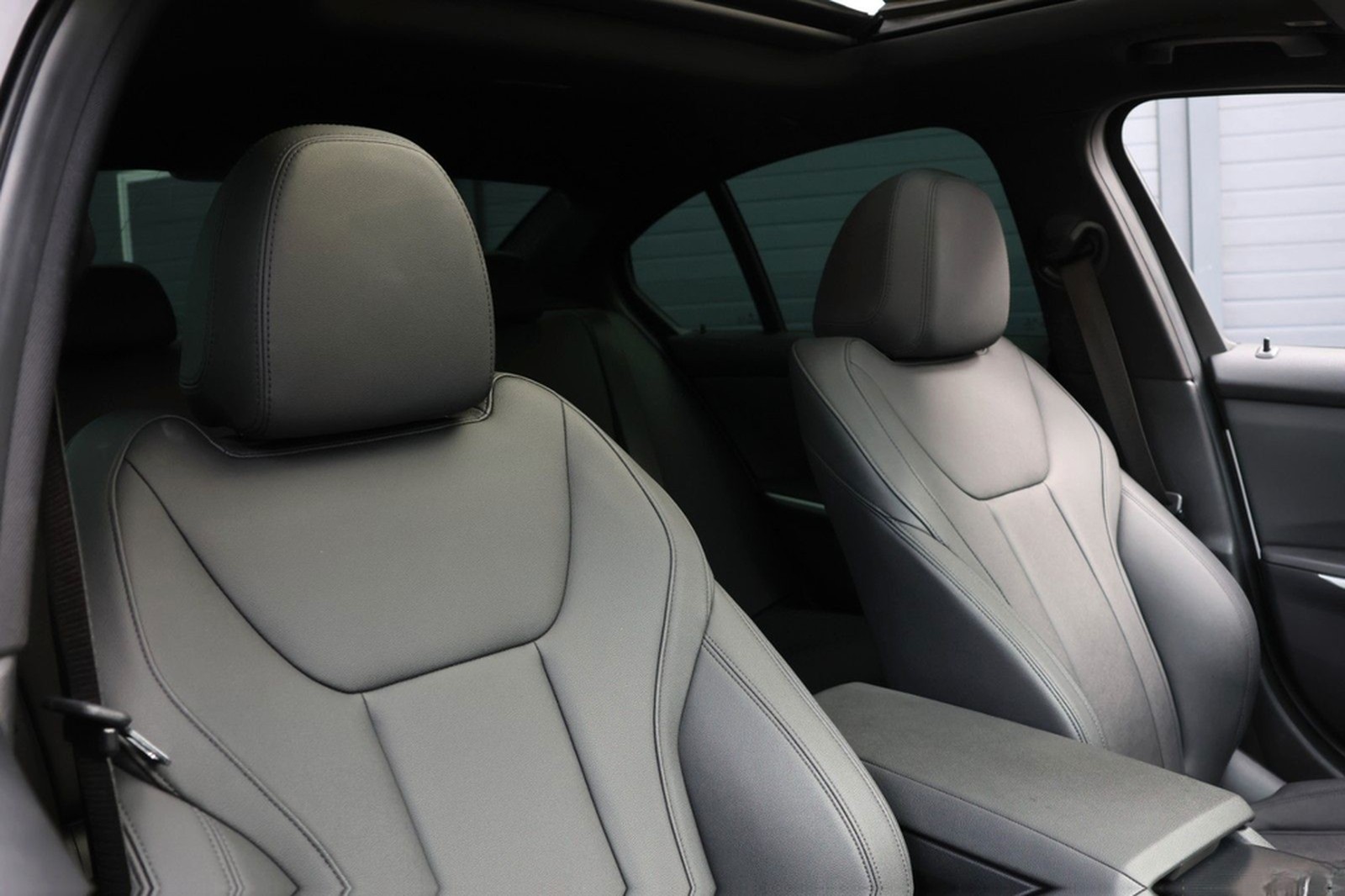 BMW M340i M/LASER/360°/Cockpit/SHZ/CarPlay/SPUR/R19 foto 16