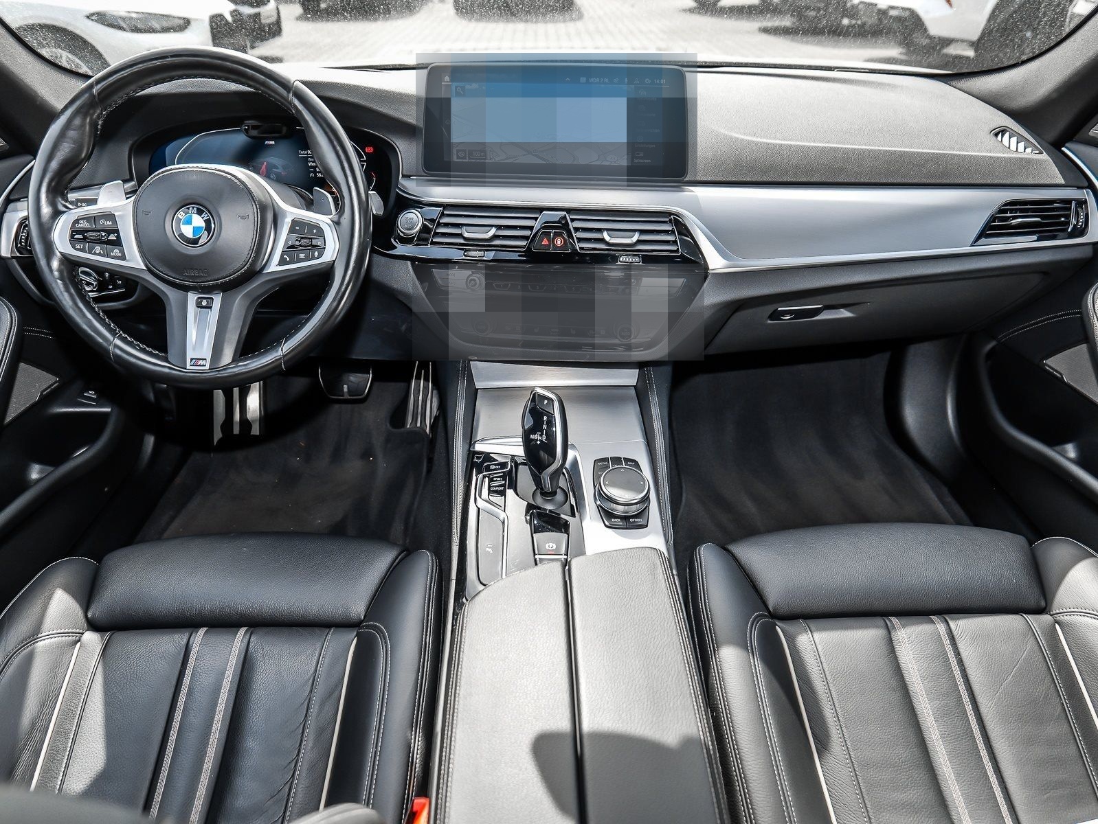 BMW 530d xDrive Touring M Sport DA Prof HUD RFK LC P foto 3