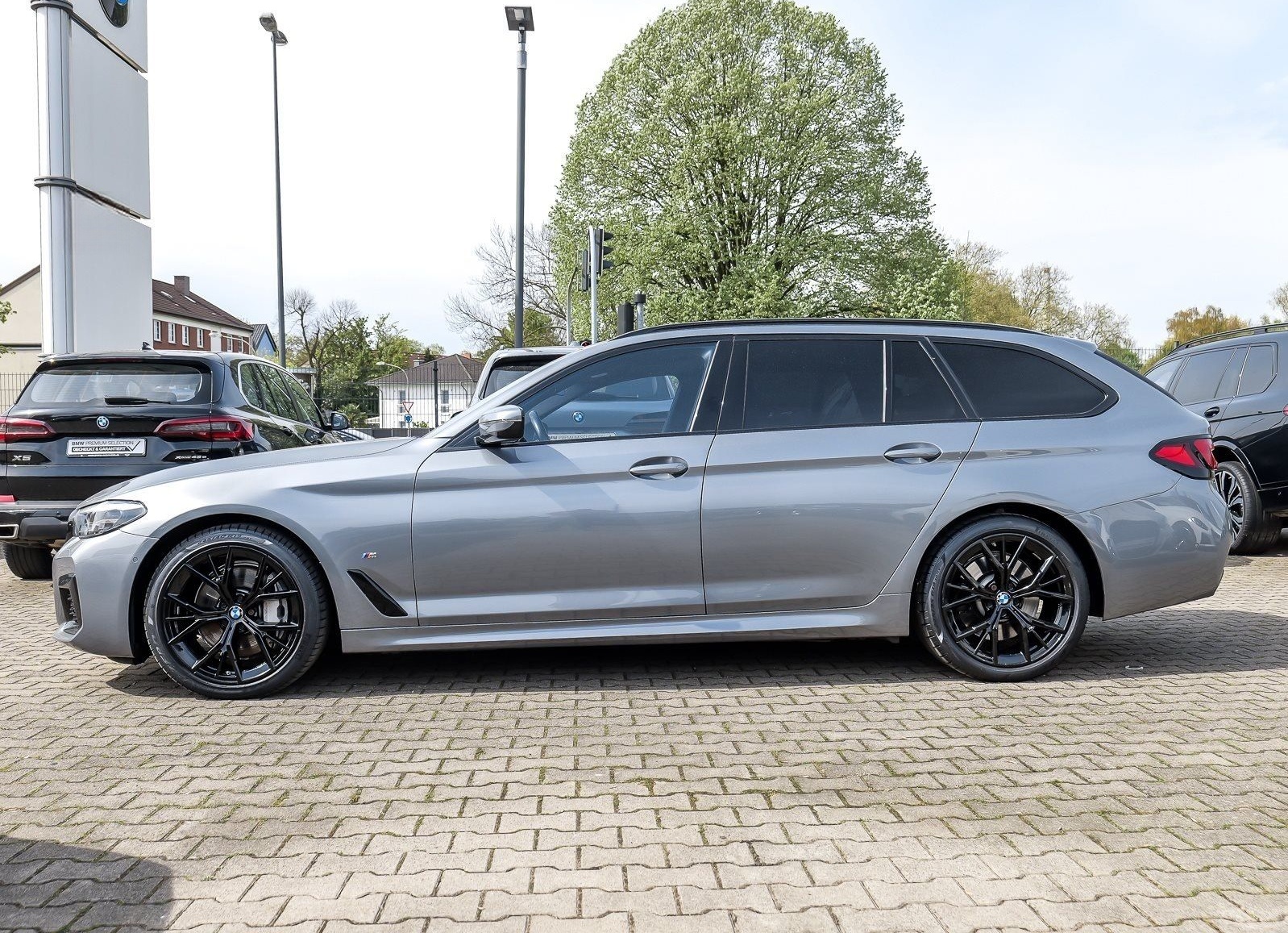 BMW 530d xDrive Touring M Sport DA Prof HUD RFK LC P foto 9