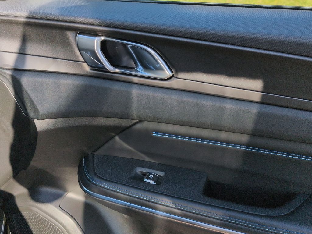 Lynk&Co 01 PHEV+360+LED+Panorama+ACC+BLIS+ foto 13