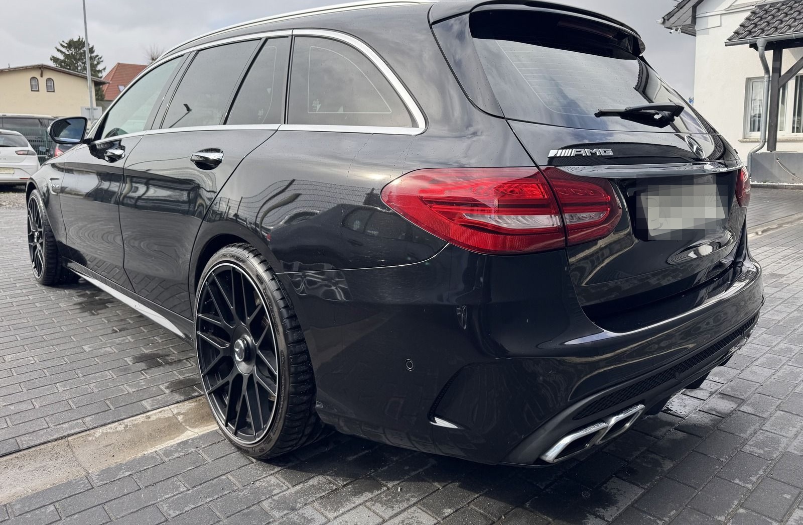 Mercedes-Benz C 63 AMG T +Burmester+Pano+HUD+Memory+ foto 6