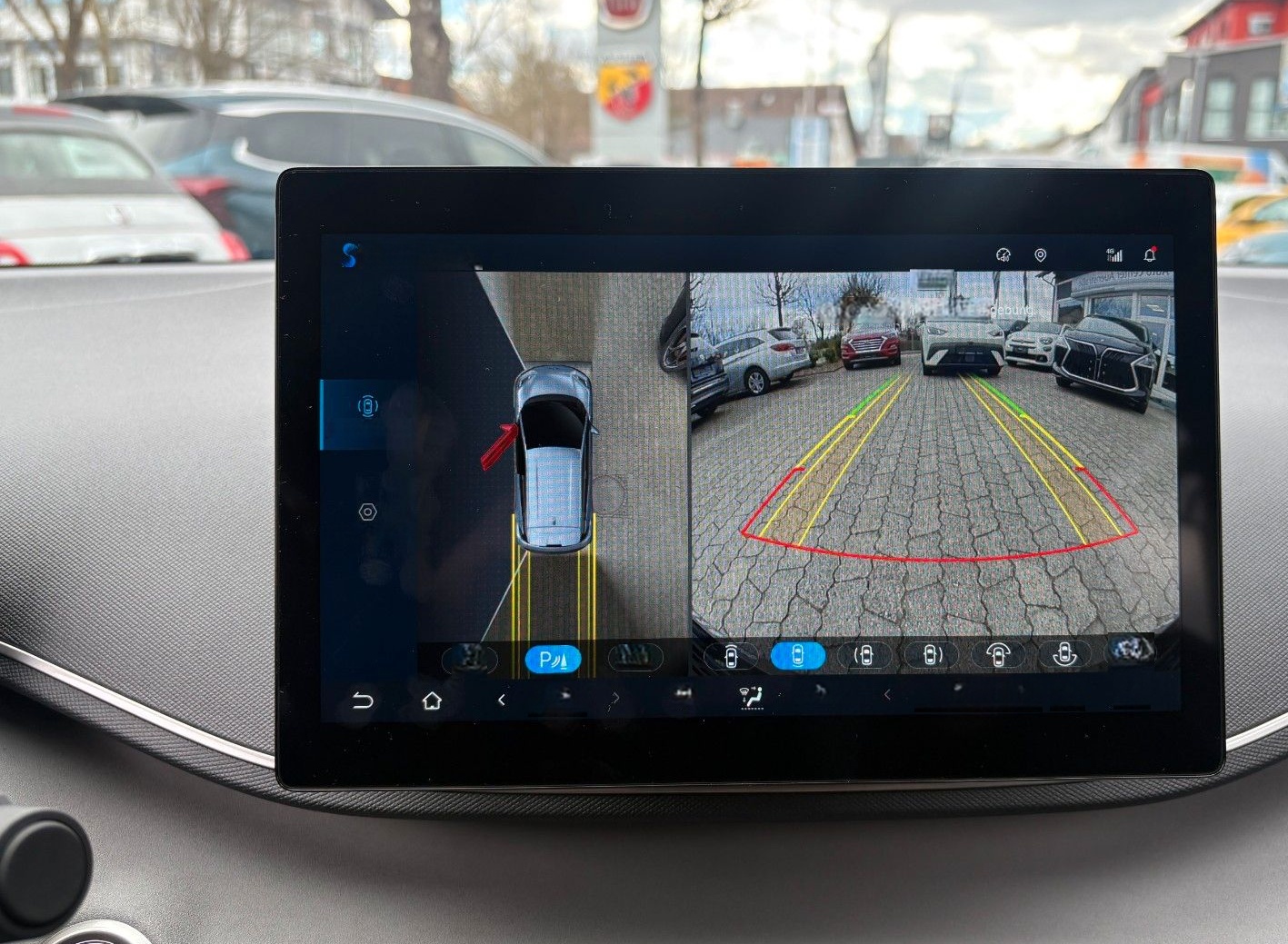 BYD DOLPHIN SURF 43.2kWh Comfort foto 23