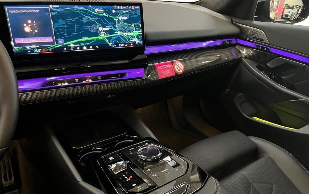 BMW 520d M Sport Carbon+Fahrassist+AHK+HUD+Pano+Wide foto 15