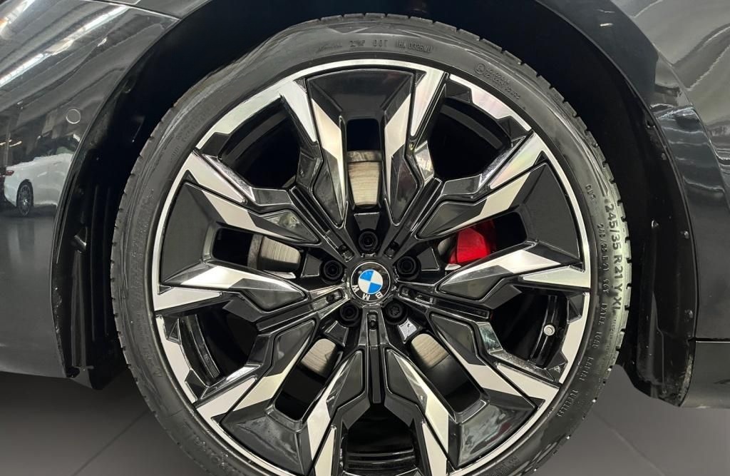 BMW 520d M Sport Carbon+Fahrassist+AHK+HUD+Pano+Wide foto 9