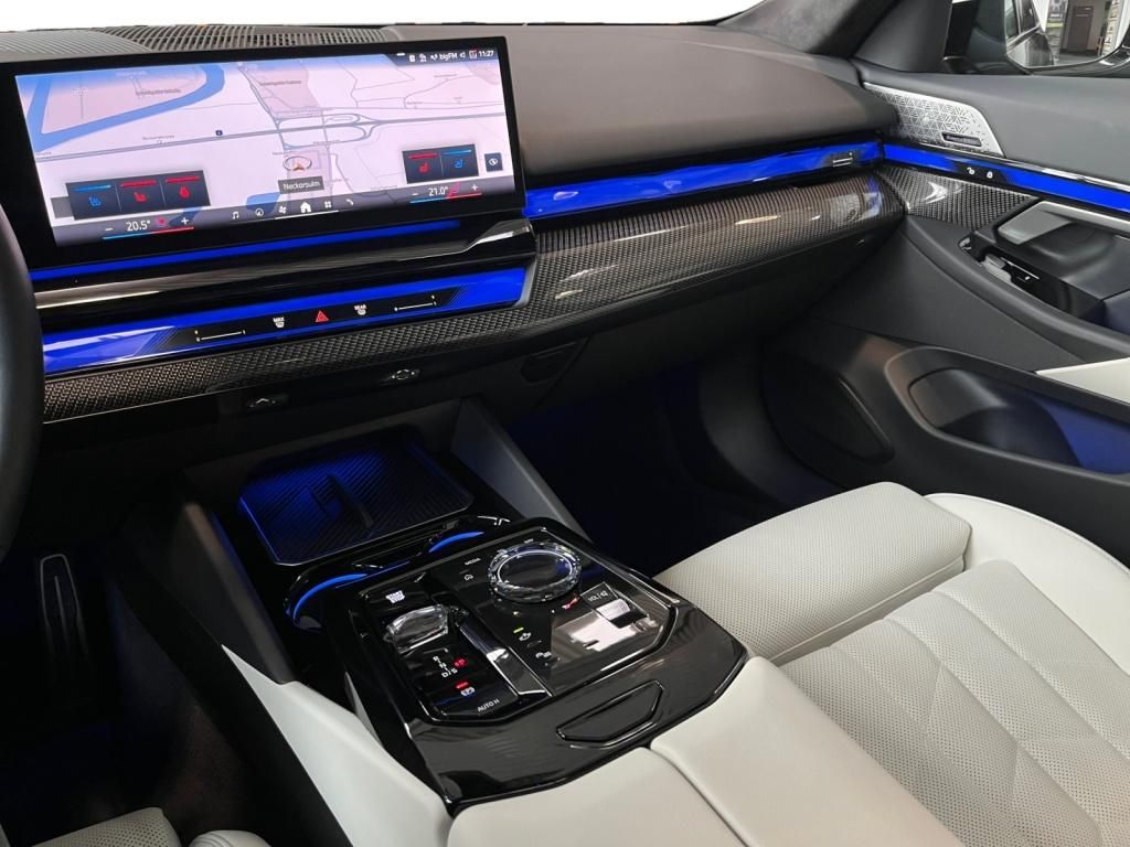 BMW 520d M Sport Carbon+Fahrassist+AHK+HUD+Pano+Wide foto 15