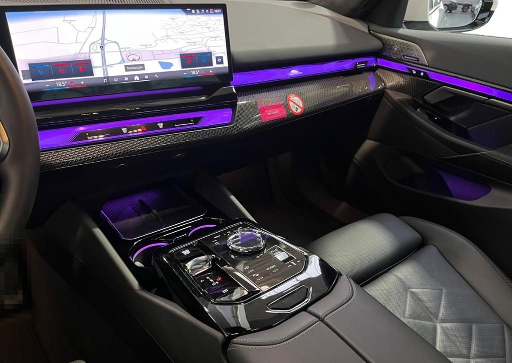 BMW 520d M Sport Carbon+Fahrassist+AHK+HUD+Pano+Wide foto 15