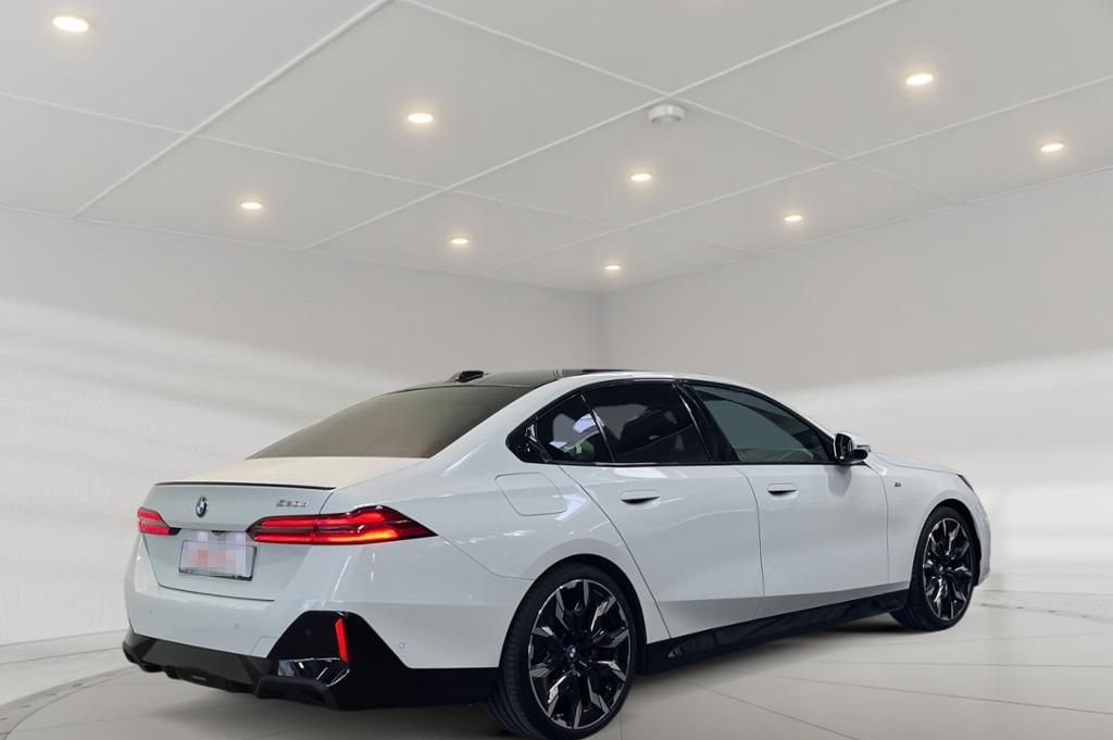 BMW 520d M Sport Carbon+Fahrassist+AHK+HUD+Pano+Wide foto 3