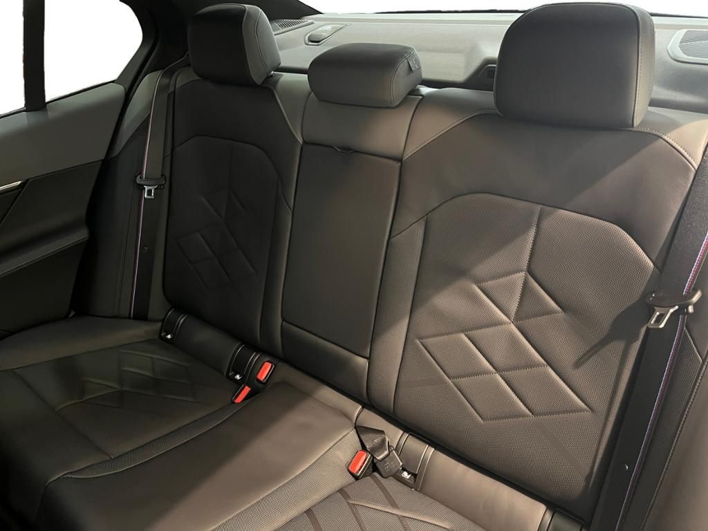 BMW 520d M Sport Carbon+Fahrassist+AHK+HUD+Pano+Wide foto 8