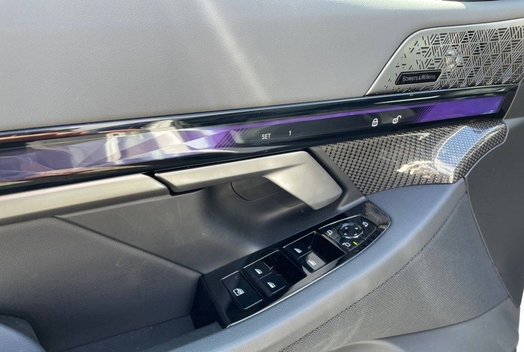 BMW 520 d M Sport Carbon+Fahrassist+AHK+HUD+Pano+360 foto 16