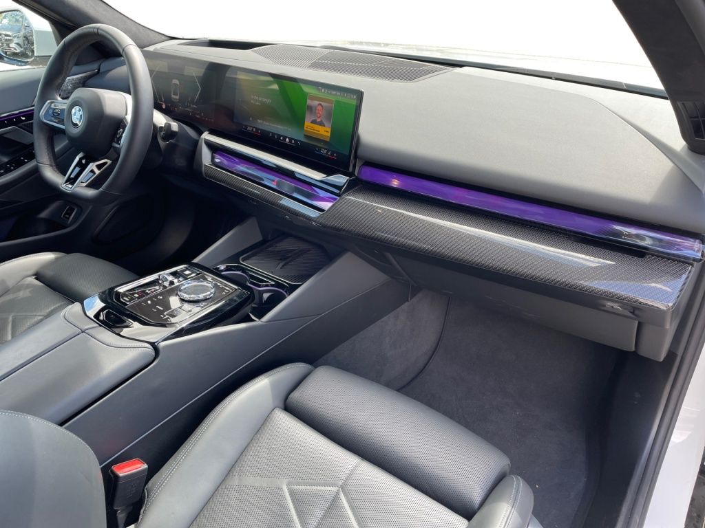 BMW 520 d M Sport Carbon+Fahrassist+AHK+HUD+Pano+360 foto 4