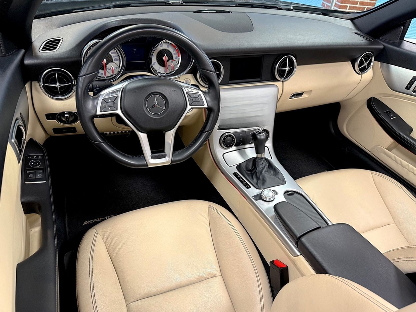 Mercedes-Benz SLK 200 BE Autom. AMG NAVI Panorama Airscarf PTS foto 5