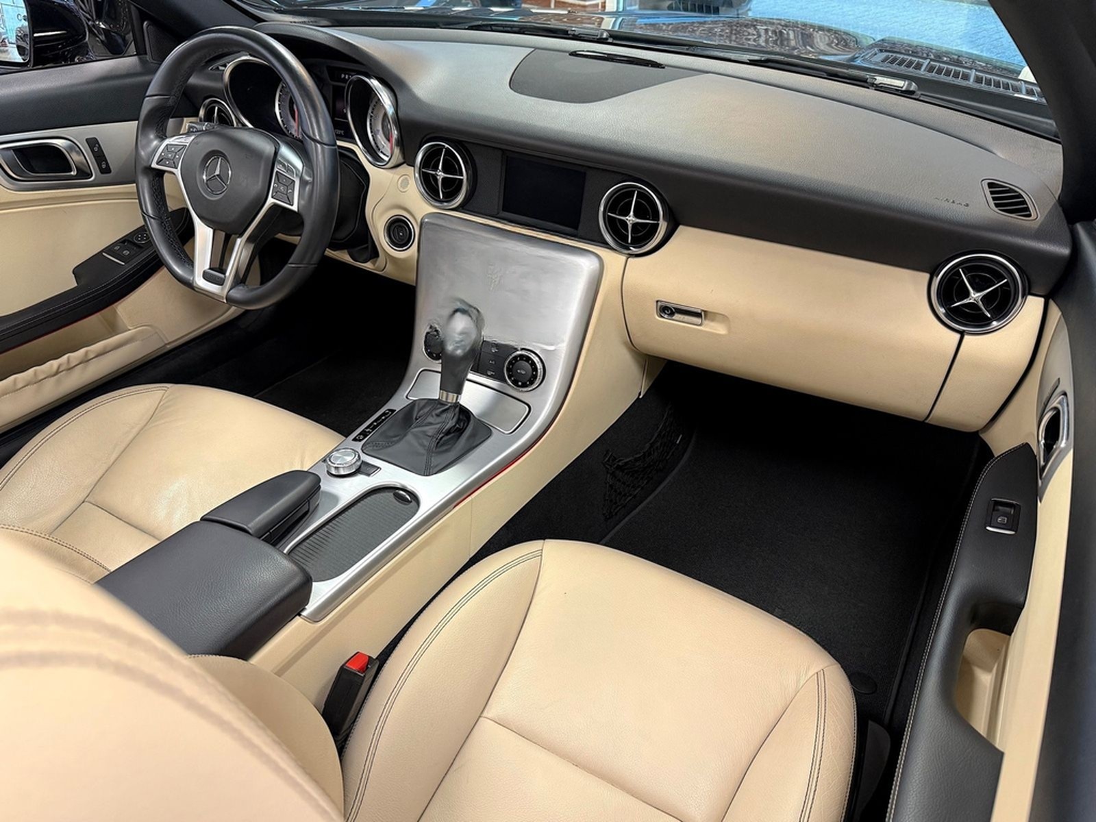 Mercedes-Benz SLK 200 BE Autom. AMG NAVI Panorama Airscarf PTS foto 7