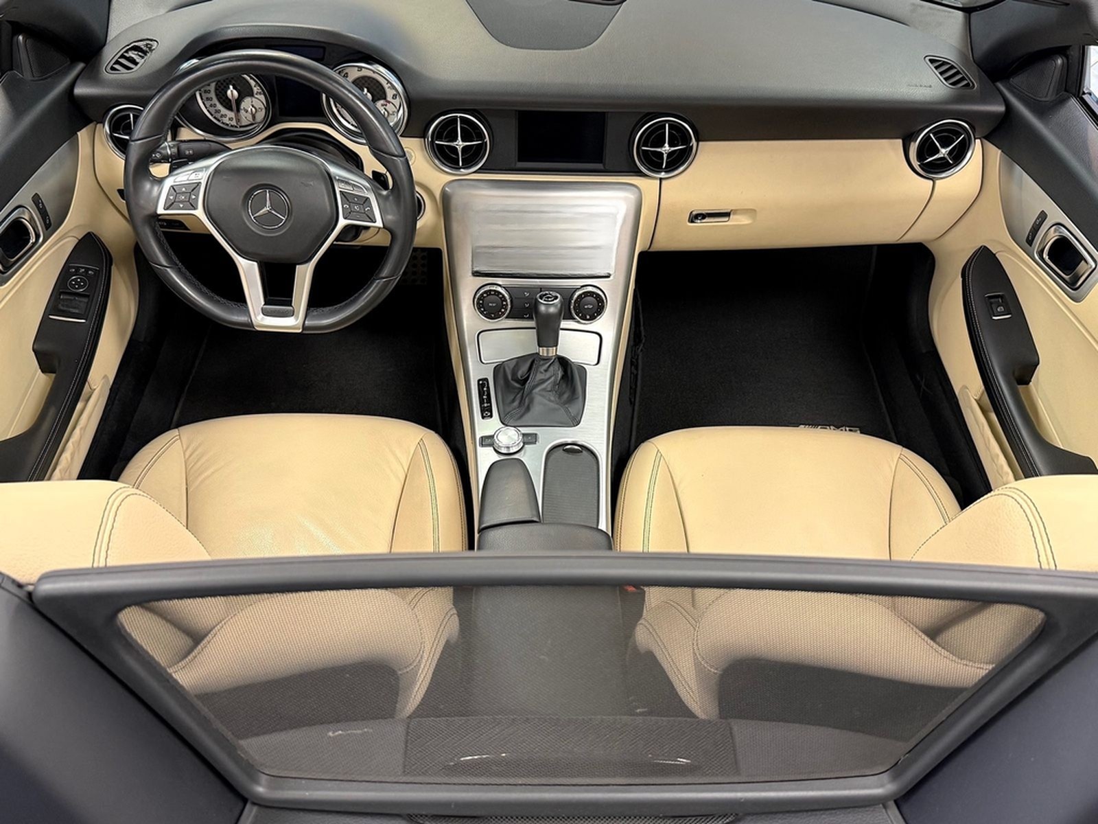 Mercedes-Benz SLK 200 BE Autom. AMG NAVI Panorama Airscarf PTS foto 9