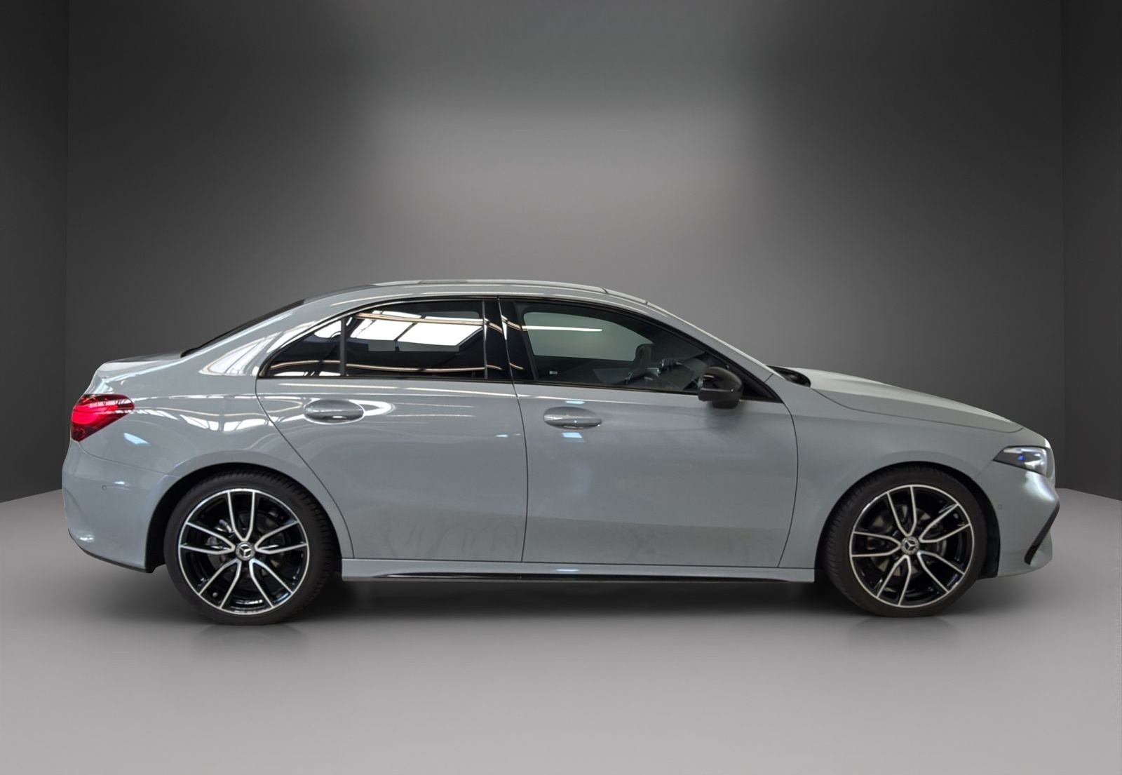 Mercedes-Benz A 200 d Limousine AMG*AHK*NIGHT*Multibeam*Pano*+ foto 14