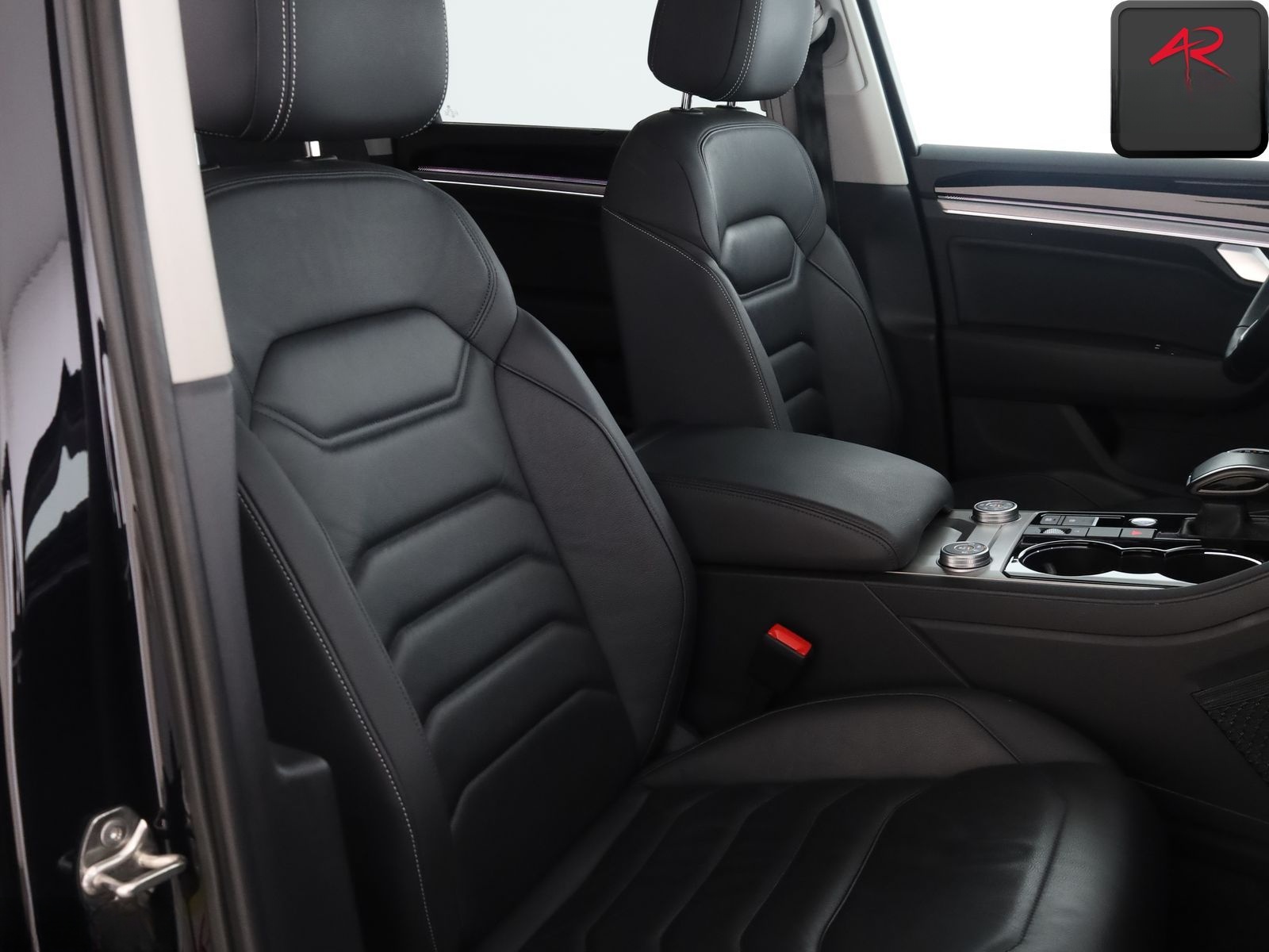 Volkswagen Touareg 3.0 TDI 4M R LINE 20Z MATRIX,LUFT,MEMORY foto 11