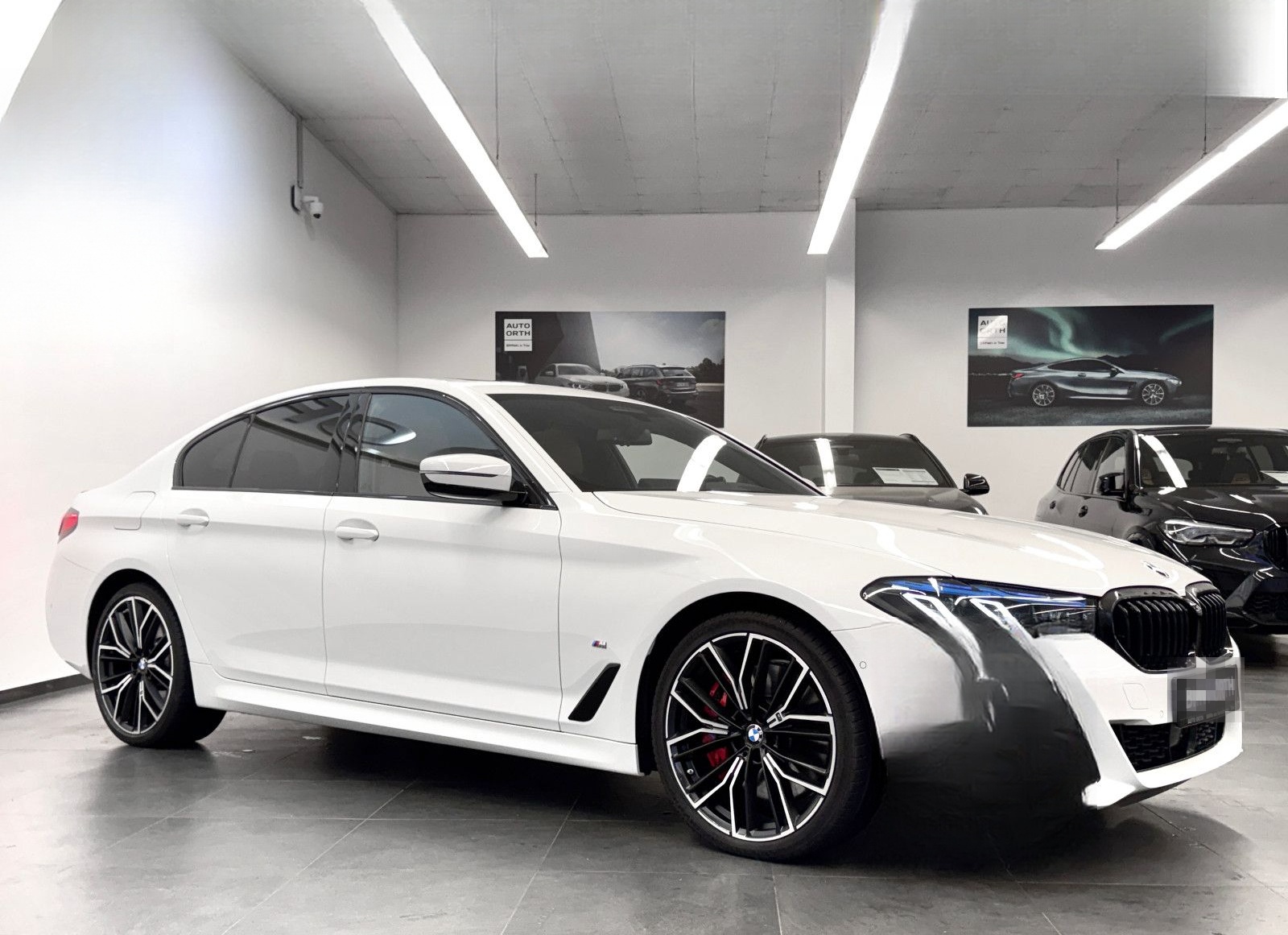 BMW 530d M-SPORT-PRO LEDER HUD ST-HZG ACC HARMAN 20" foto 3