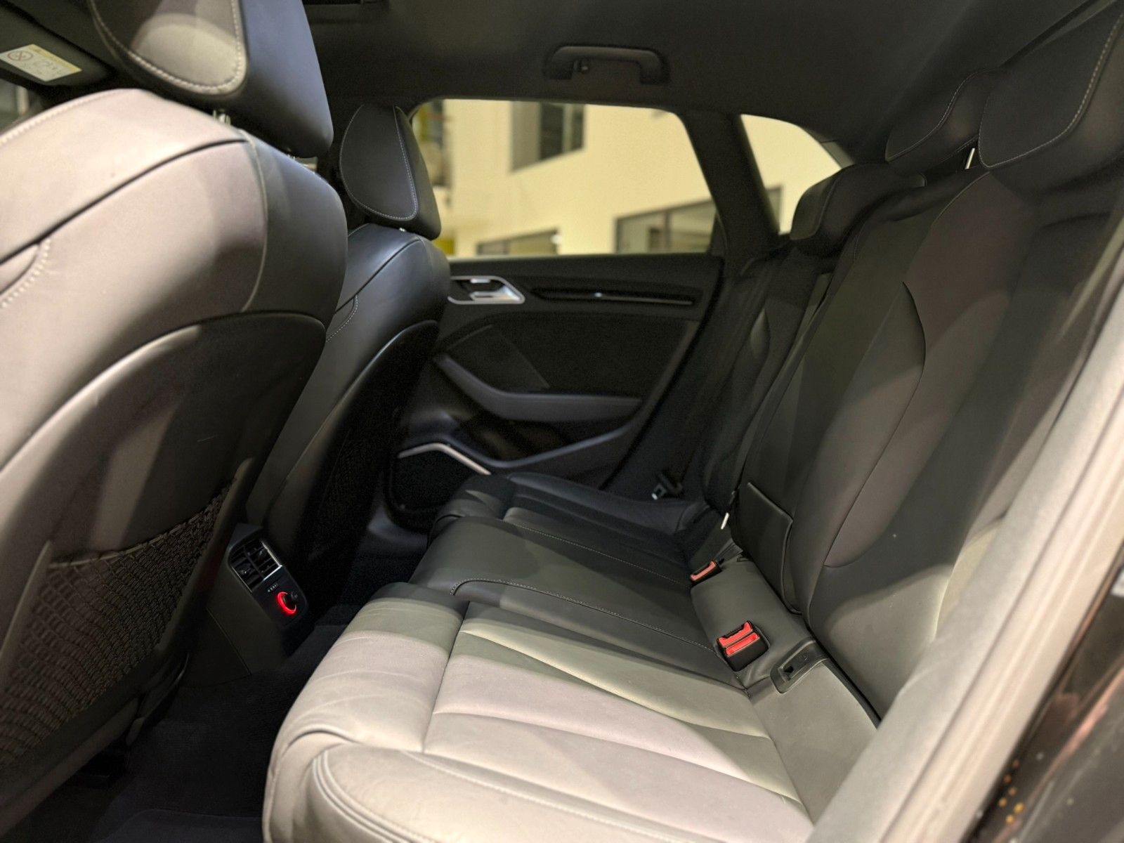 Audi RS3 Sportback quattro*Pano*RFK*Bang & Olufsen foto 20