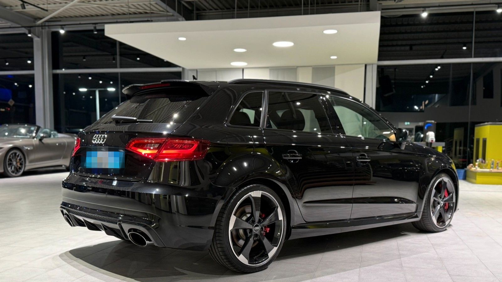 Audi RS3 Sportback quattro*Pano*RFK*Bang & Olufsen foto 6