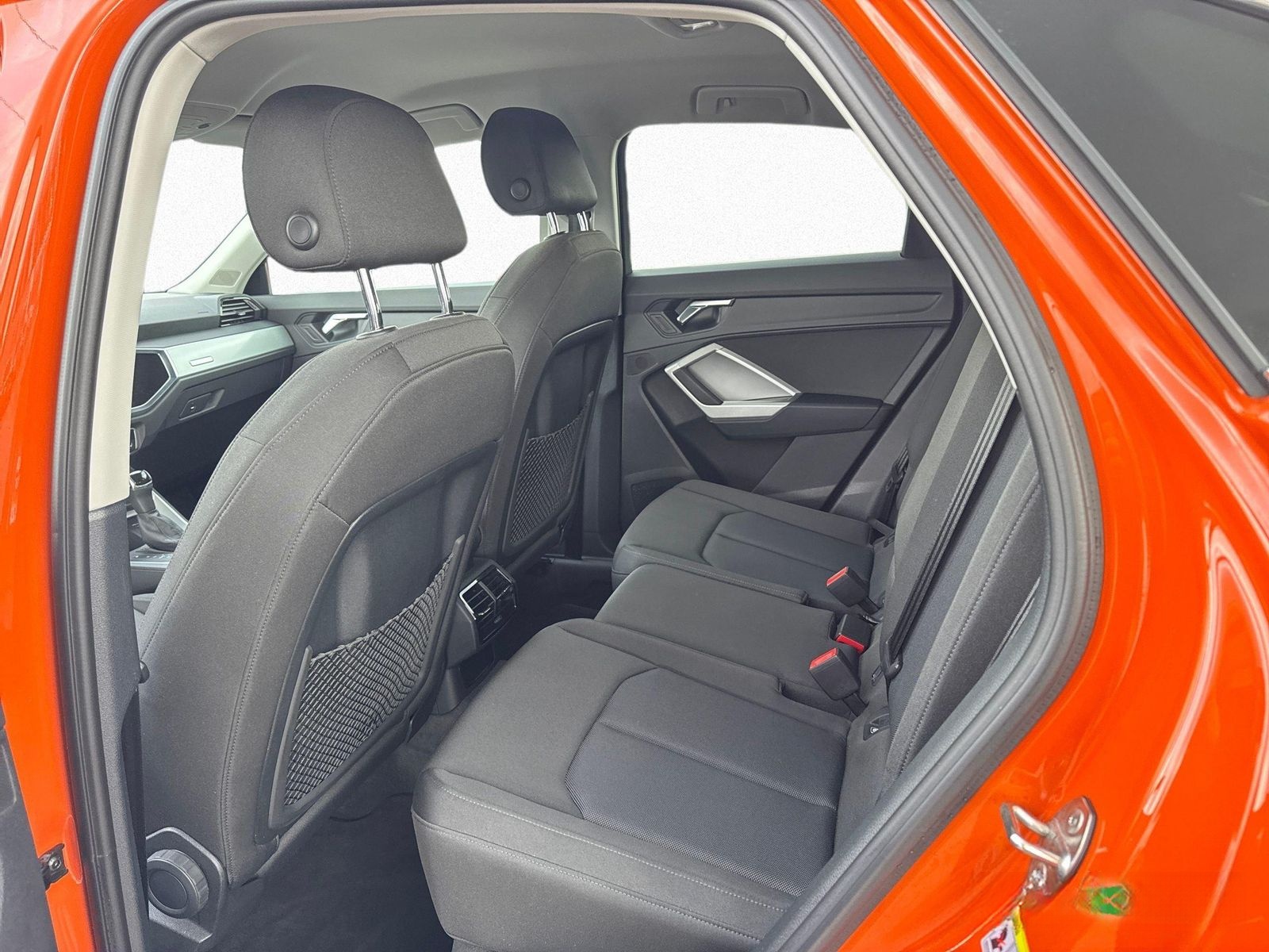 Audi Q3 Spb. 35 TFSI S-tronic - ACC - KAMERA - LED foto 13