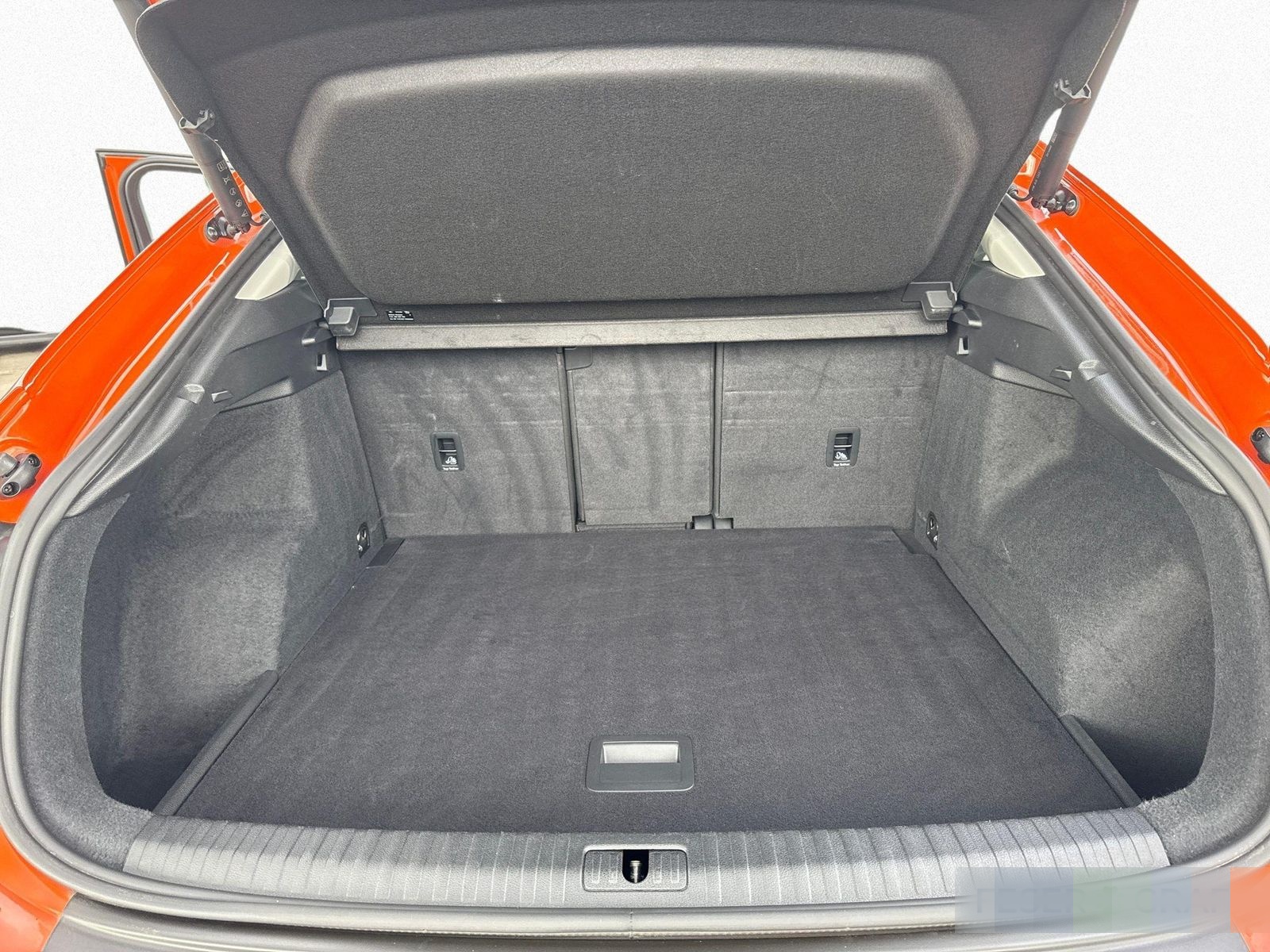 Audi Q3 Spb. 35 TFSI S-tronic - ACC - KAMERA - LED foto 14