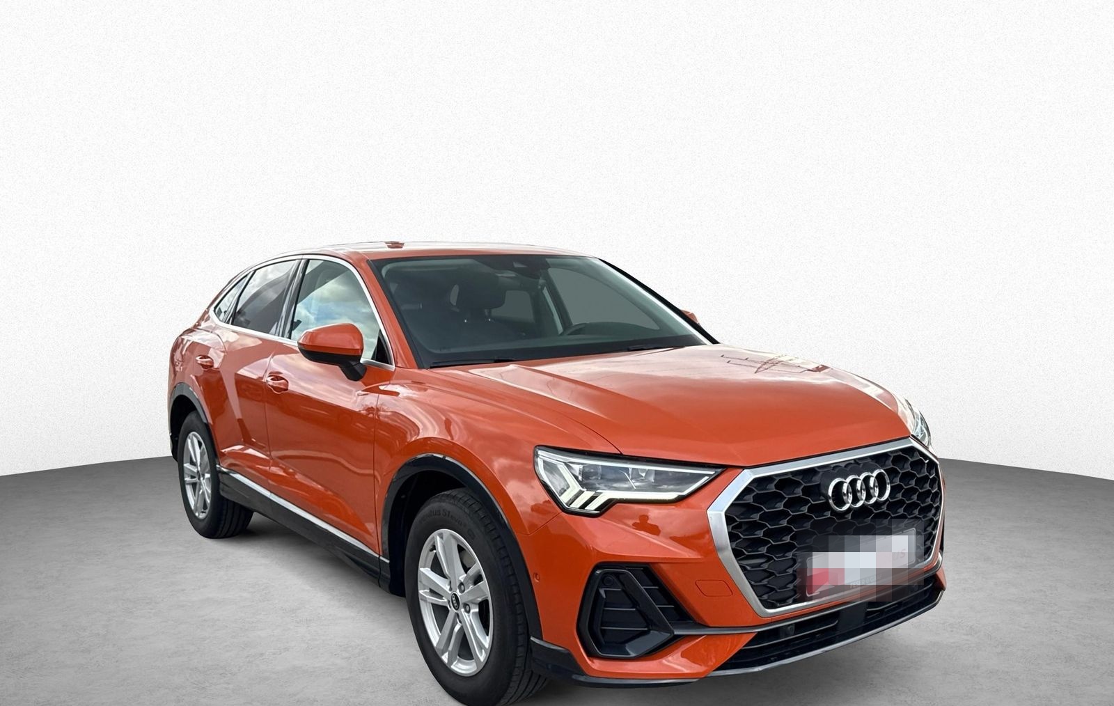 Audi Q3 Spb. 35 TFSI S-tronic - ACC - KAMERA - LED foto 3