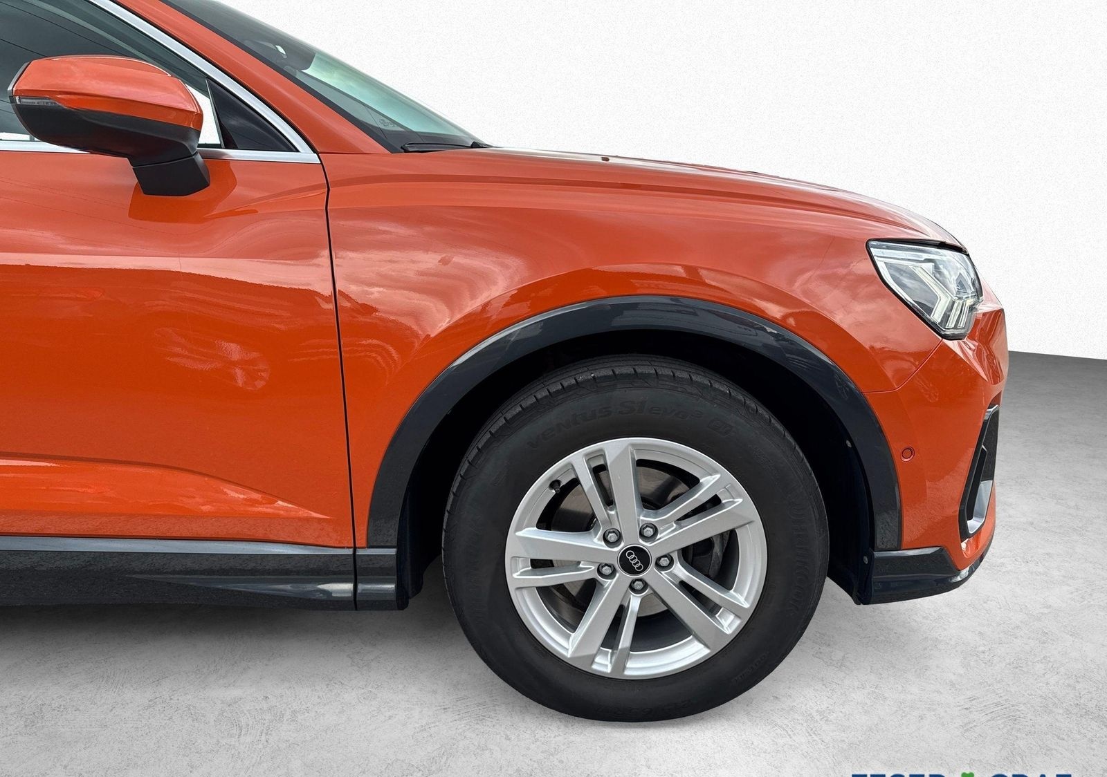 Audi Q3 Spb. 35 TFSI S-tronic - ACC - KAMERA - LED foto 4