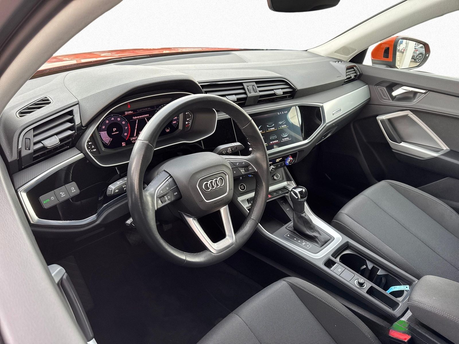 Audi Q3 Spb. 35 TFSI S-tronic - ACC - KAMERA - LED foto 8