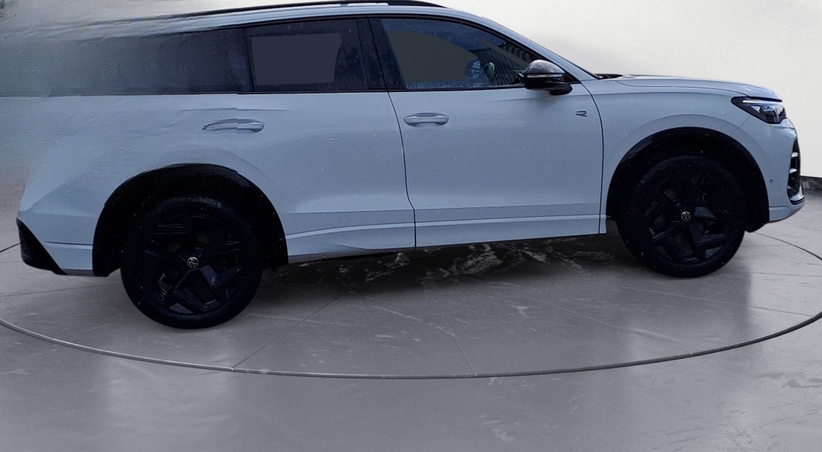 Volkswagen Tiguan 2.0 TDI 4MOTION DSG R-Line *KAMERA*AHK*NA foto 5
