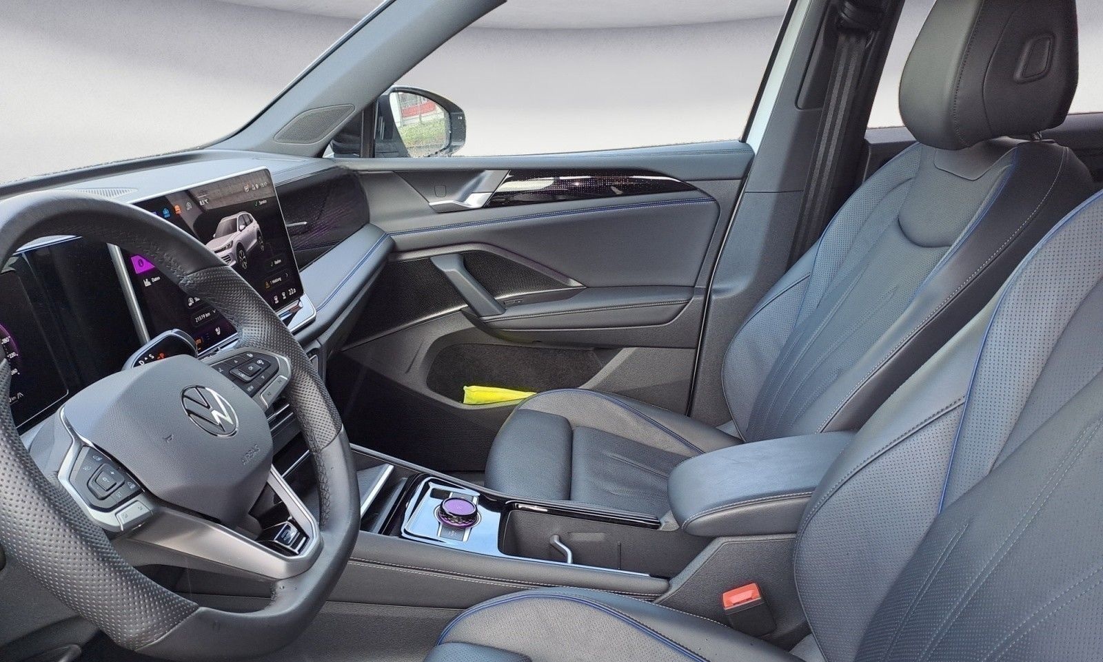 Volkswagen Tiguan 2.0 TDI 4MOTION DSG R-Line *KAMERA*AHK*NA foto 7