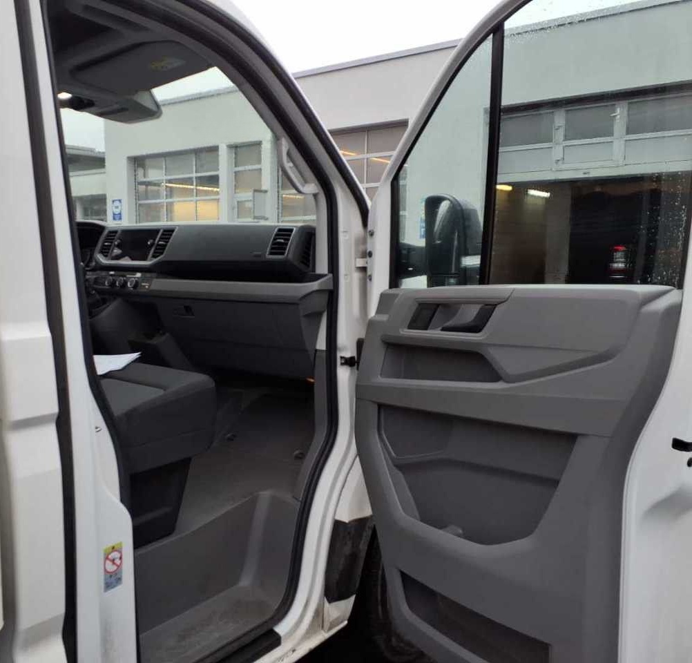 Volkswagen Crafter KOFFER 35 LR 2.0TDI +3,5toAHK+KAMERA+LED foto 4