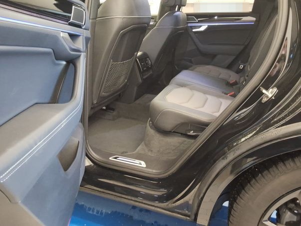 Volkswagen Touareg R-Line 3.0TDI +WANK+AHK+LUFT+MASSAGE+HUD foto 4