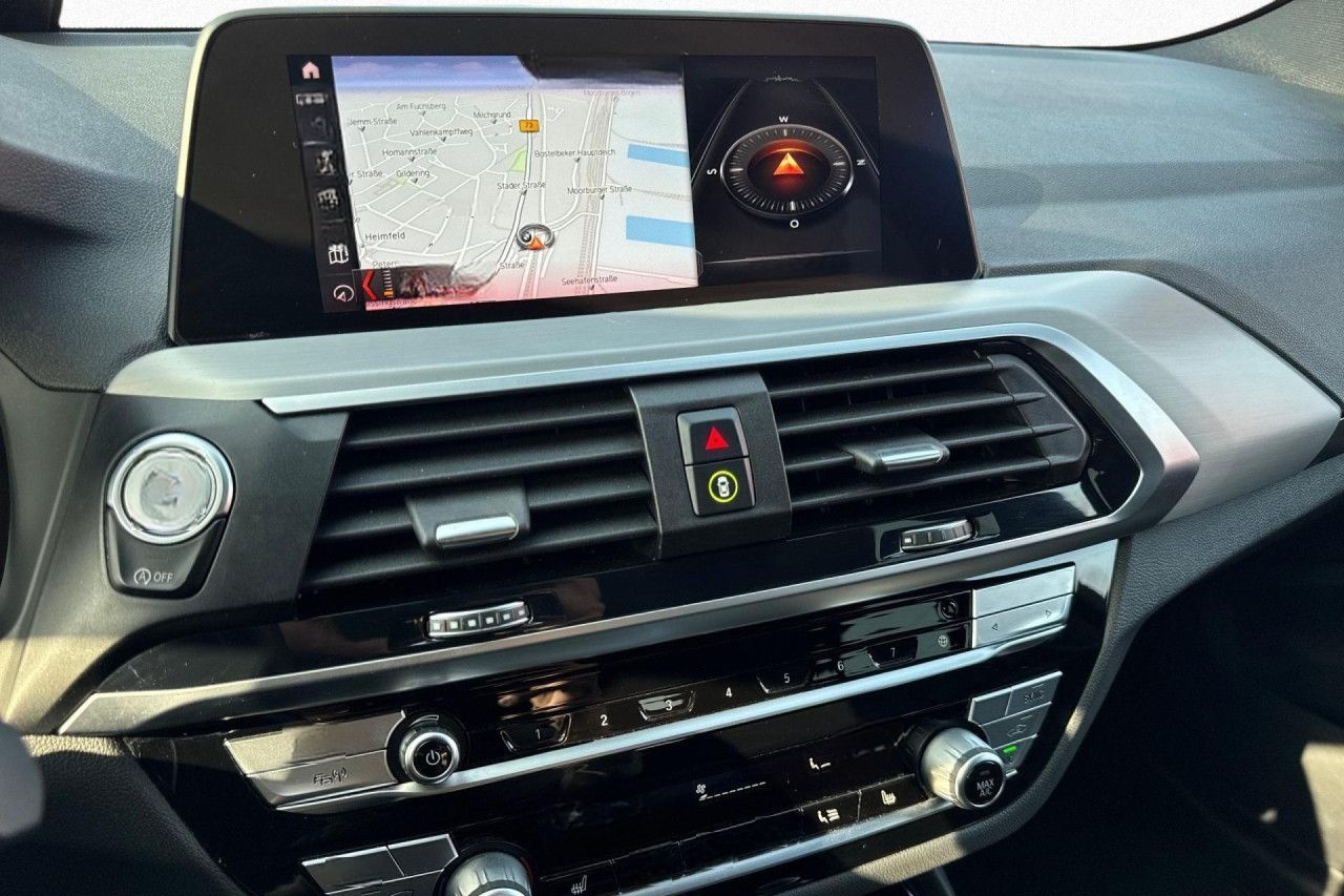 BMW X3 xDr 20iA M SPORT Leder,AHK,Pano,StHz,St+G,HUD foto 10